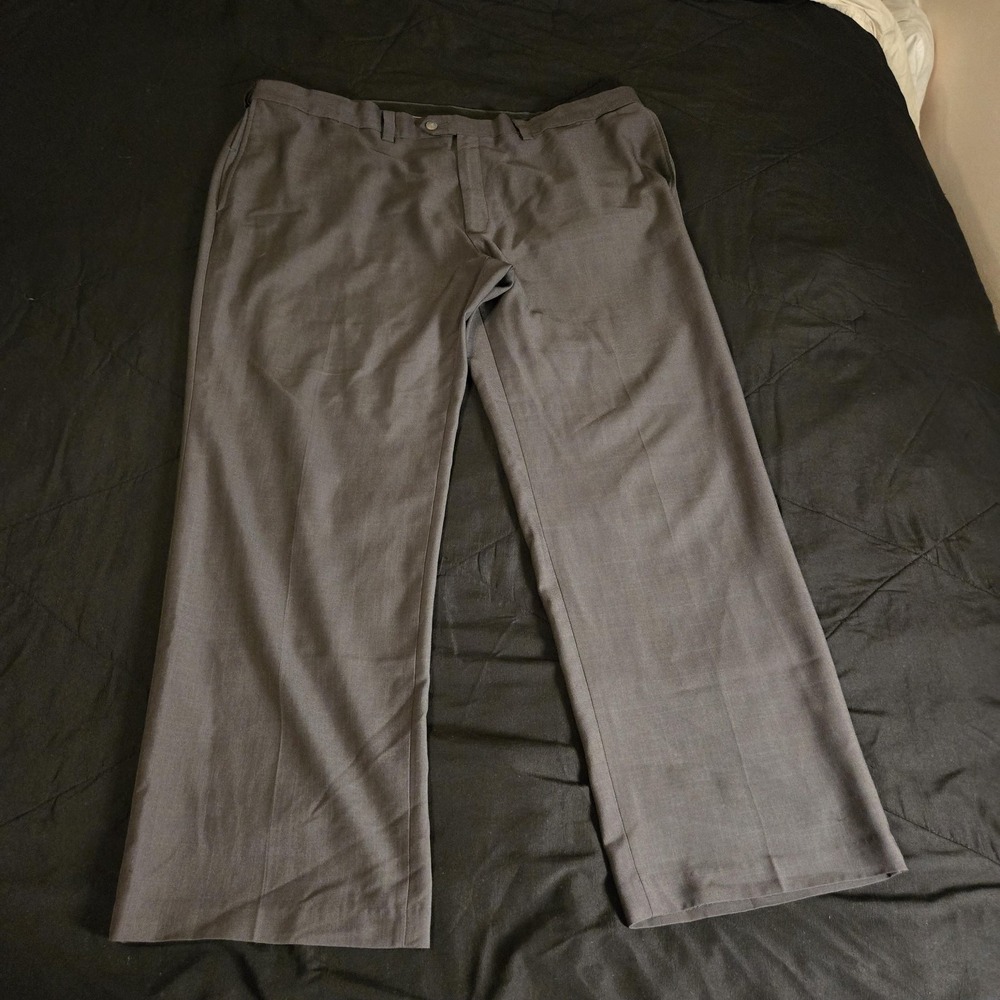 Haggar Dress Pants Mens 42x30 Gray Classic Fit Straight Leg Business Repreve